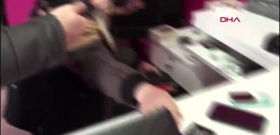 Korsan &ccedil;ağrı merkezi ile dolandırıcılık yapan şebekeye operasyon