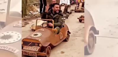 Alişan'ın eğlenceli araba yarışı