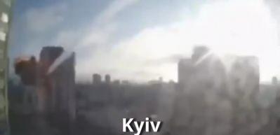 Ukrayna'da cesetler toplu mezarlara g&ouml;m&uuml;l&uuml;yor! &Ccedil;arpıcı g&ouml;r&uuml;nt&uuml;ler