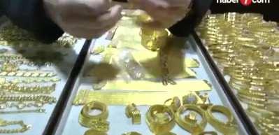 Altın i&ccedil;in dudak u&ccedil;uklatan tahmin! Fiyatlar revize edildi