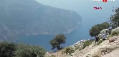 Eşini kayalıklardan itmek i&ccedil;in 3 saat ortalığın tenhalaşmasını beklemiş!