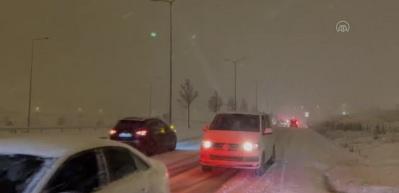 İstanbul'da kar yağışı devam edecek mi? Meteoroloji'den yeni kritik uyarı
