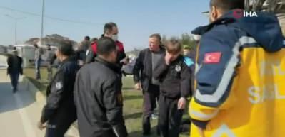 Bursa'da &ouml;ğrenci servisi ile minib&uuml;s &ccedil;arpıştı: 4 yaralı