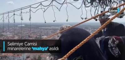 Selimiye Camisi'ne 'İman En B&uuml;y&uuml;k Nimettir' mahyası asıldı