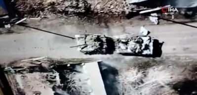 Ukrayna, Rus zırhlılarının imha g&ouml;r&uuml;nt&uuml;lerini yayınladı