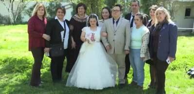 Down sendromlu gen&ccedil; kızın gelinlik hayali ger&ccedil;ek oldu