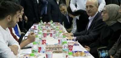 AK Parti Genel Başkanvekili Kurtulmuş, İstanbul'da &ouml;ğrencilerle iftar yaptı