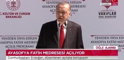 Cumhurbaşkanı Erdoğan'dan Ayasofya tepkisi: Tek parti zihniyetini sabıkası kabarık!