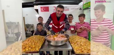 Czn Burak hareketiyle takdir topladı! Mescid-i Aksa'da Kızılay ile iftar sofrası hazırladı