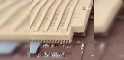 G&uuml;ney Afrika'daki sel felaketinde &ouml;lenlerin sayısı 341'e &ccedil;ıktı