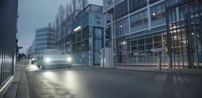 Mercedes dediğini yaptı! Tek şarjla 1008 km yol gitti