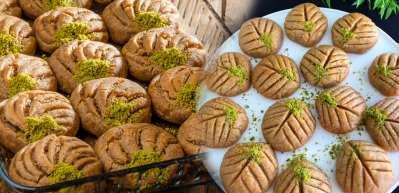 Şerbetli tatlıların incisi kıyır kıyır istiridye tatlısı tarifi