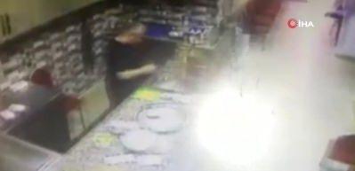 Yalova&rsquo;da m&uuml;şterisinin &ccedil;ayına t&uuml;k&uuml;ren sanığa beraat