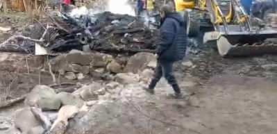 Artvin'de 6 ev yandı; 1 &ouml;l&uuml;, 1 kayıp