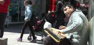 Eskişehir’de müziğiyle adeta eski Ramazan günlerini yaşatıyor   