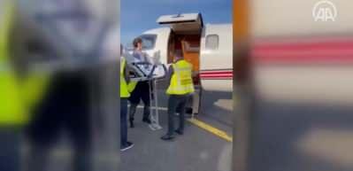 Hollanda'da mide kanseriyle m&uuml;cadele eden Funda G&ouml;k'&uuml;n tedavisi T&uuml;rkiye'de s&uuml;recek