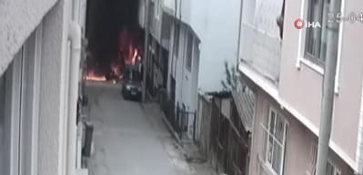 Bursa'daki u&ccedil;ak kazasında mahallelinin yaşadığı panik kamerada!