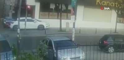 Bah&ccedil;elievler&rsquo;de vicdansız hırsızlar g&uuml;peg&uuml;nd&uuml;z engelli kızın arabasını &ccedil;aldı