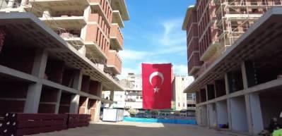 Bakan Murat Kurum &Ccedil;arşı Mahallesi esnafını ziyaret etti