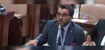 AK Parti İBB Grup S&ouml;zc&uuml;s&uuml; Murat T&uuml;rkyılmaz: Sarf ettiğiniz kelimelerin c&uuml;mlelerin bir bedeli var 