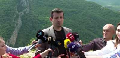 Sel&ccedil;uk Bayraktar, SİHA'ların destan yazdığı yeri ziyaret etti