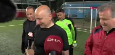 Bakanlar ve AK Parti milletvekilleri, siyasete futbol arası verdi