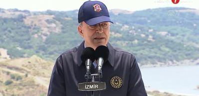 Bakan Akar'ın Yunanistan yorumu "Cin şişeden &ccedil;ıktı"