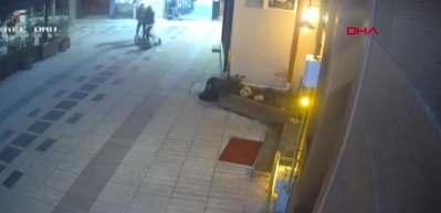 Tartıştığı genci tek yumrukla &ouml;ld&uuml;rd&uuml;! Ş&uuml;pheli 16 yıla kadar hapis istemiyle yargılanıyor