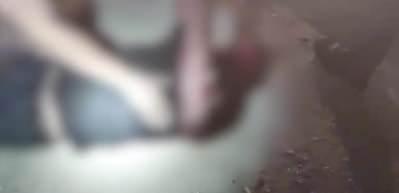 Polis memurlarını darp edip kurşunladılar