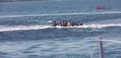 Yunan bakanın g&ouml;&ccedil;menlerle ilgili "vicdansız" paylaşımı tepki &ccedil;ekti!