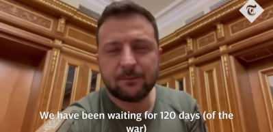 Zelensky, "Aday &uuml;lke" stat&uuml;s&uuml;n&uuml; 'b&uuml;y&uuml;k zafer' diye a&ccedil;ıkladı