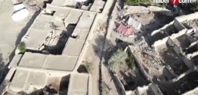 Afganistan'daki depremin sebep olduğu yıkım drone ile g&ouml;r&uuml;nt&uuml;lendi