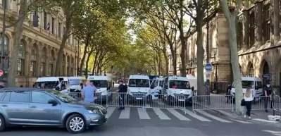 Paris'teki ter&ouml;r saldırıları davasında karar verildi: 130 kişi &ouml;lm&uuml;şt&uuml;