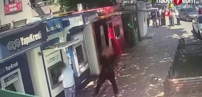 Yalova&rsquo;da ATM&rsquo;lere &ccedil;eki&ccedil;le saldırarak parampar&ccedil;a etti