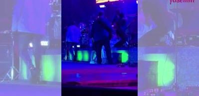 Carlos Santana konser esnasında yere yığıldı! Rock müziğin efsanesi korkuttu