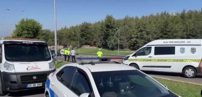 Denizli'de iki otomobil &ccedil;arpıştı: 1 &ouml;l&uuml;, 7 yaralı var