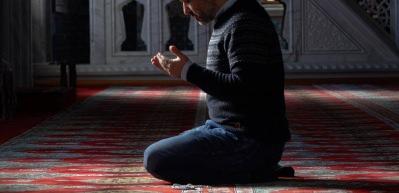 Teşrik tekbiri nedir ve ne zaman getirilir? İlahiyat&ccedil;ı Yazar Adnan Şensoy a&ccedil;ıklıyor