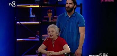 MasterChef'te Mehmet Şef'ten elenen isme &uuml;cretsiz eğitim desteği!