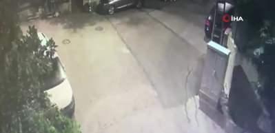Beykoz'da &ccedil;aldıkları otomobil ile &Ccedil;ekmek&ouml;y'de hırsızlık yapmaya gittiler