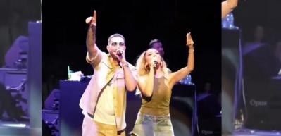 Hadise, Murda’nın sahnesine konuk oldu
