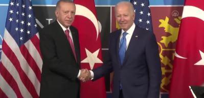 Kılı&ccedil;daroğlu yine yeni algı peşinde! Terc&uuml;manı hedef aldı ...