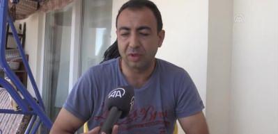 &Ouml;ğretim g&ouml;revlisi kanadı kırık karga yavrusuna evinde bakıyor! O artık evin ferdi oldu...