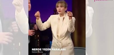 Benedict Cumberbatch ve Elizabeth Olsen T&uuml;rk&ccedil;e şarkılar eşliğinde oynarsa...