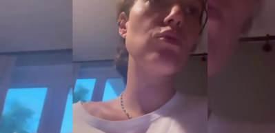 Pelin Akil ve eşi Anıl Altan ateş p&uuml;sk&uuml;rd&uuml;! &Ccedil;ocuk kitaplarını &ouml;nce siz okuyun....