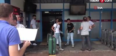 Trabzon'da turist yoğunluğu: Dış hatlardan g&uuml;nl&uuml;k 25 u&ccedil;ak iniş yapıyor!