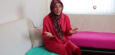 25 yıllık komşusunun getirdiği kişiye g&uuml;vendi, hayatı karardı