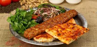 Ger&ccedil;ek Adana kebap nasıl yapılır?