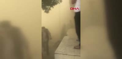 Sultangazi'de çatı yangını