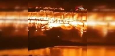 900 yıllık tarihi k&ouml;pr&uuml; cayır cayır yandı