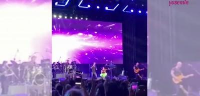 Haluk Levent'ten alkışlanacak hareket! S&ouml;z&uuml;n&uuml; tuttu ve kanseri yenen &ccedil;ocukla dans etti